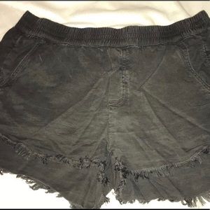 Cloth aerie short
